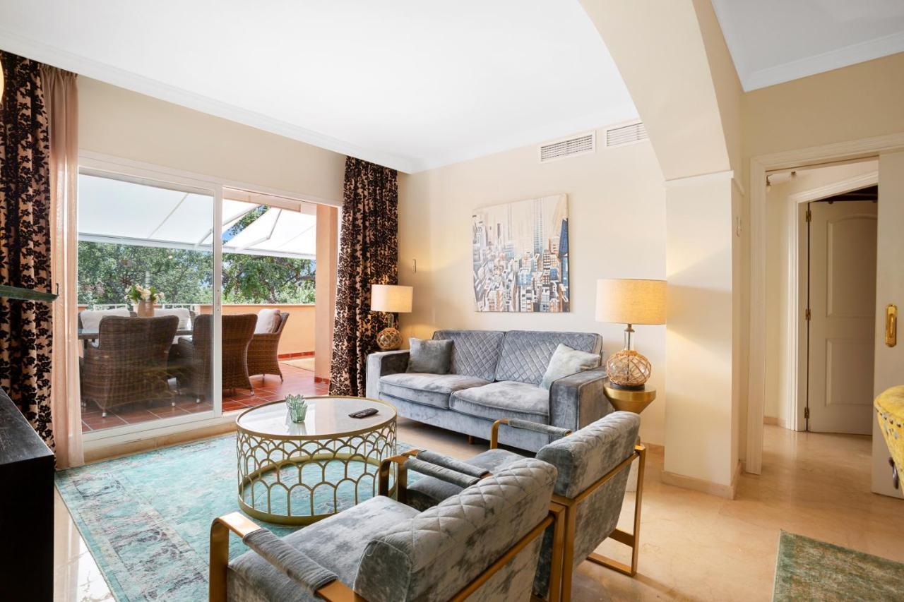 Apartemen Beautiful With Big Terrace And Access To 3 Pools Elviria Marbella