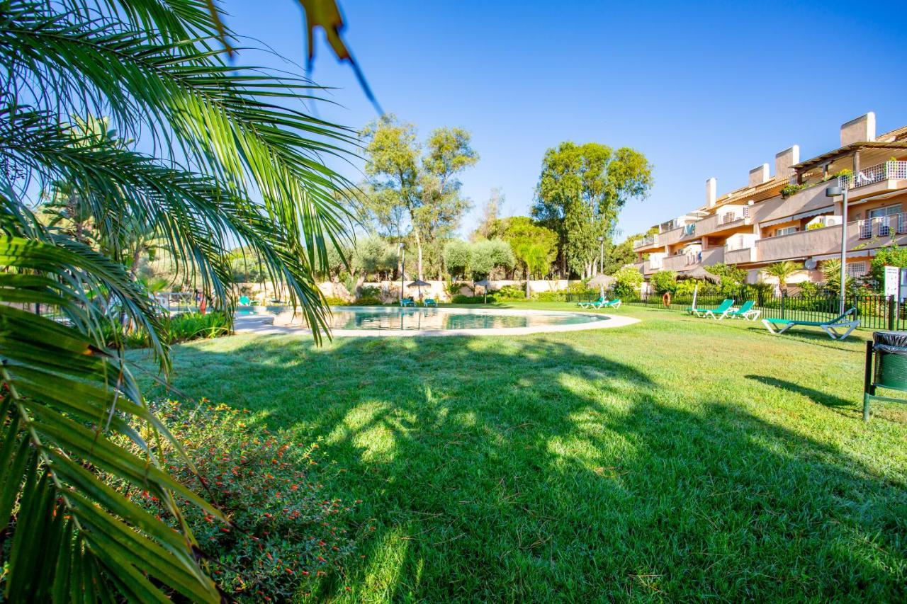 Beautiful With Big Terrace And Access To 3 Pools Elviria Marbella