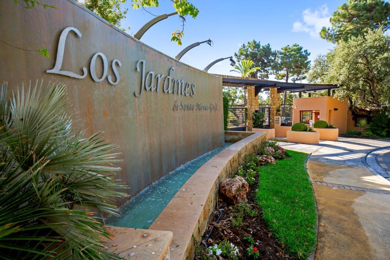 Beautiful With Big Terrace And Access To 3 Pools Elviria Apartemen Marbella