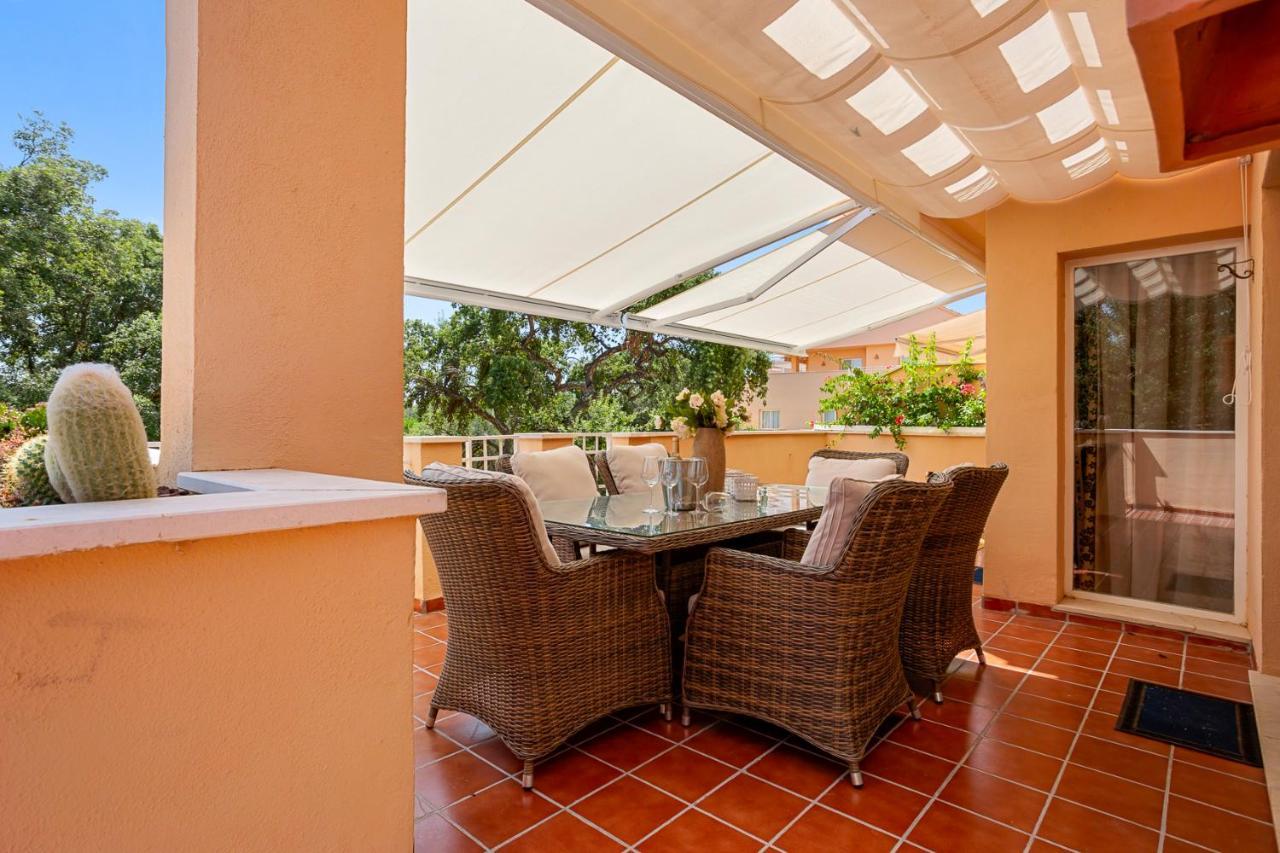 Apartemen Beautiful With Big Terrace And Access To 3 Pools Elviria Marbella